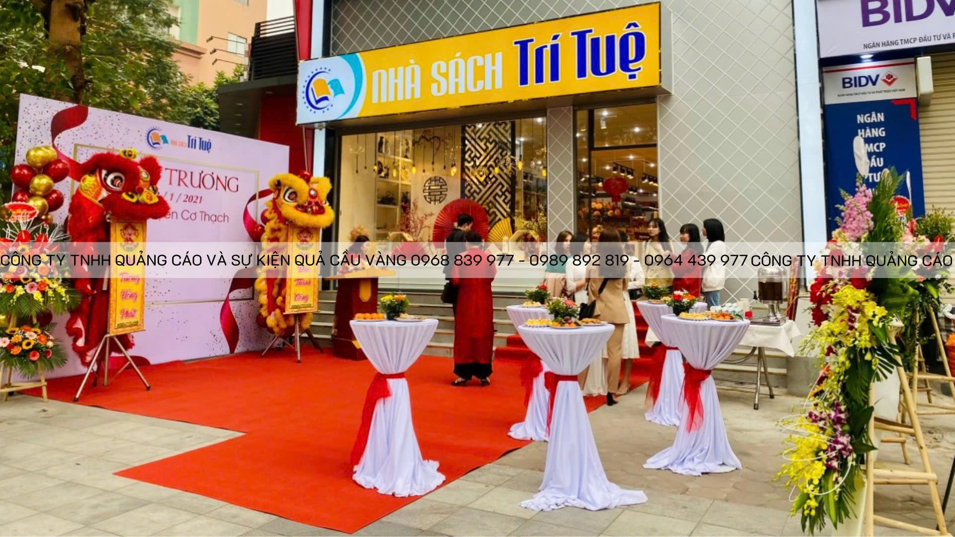 bàn ghế khai trương